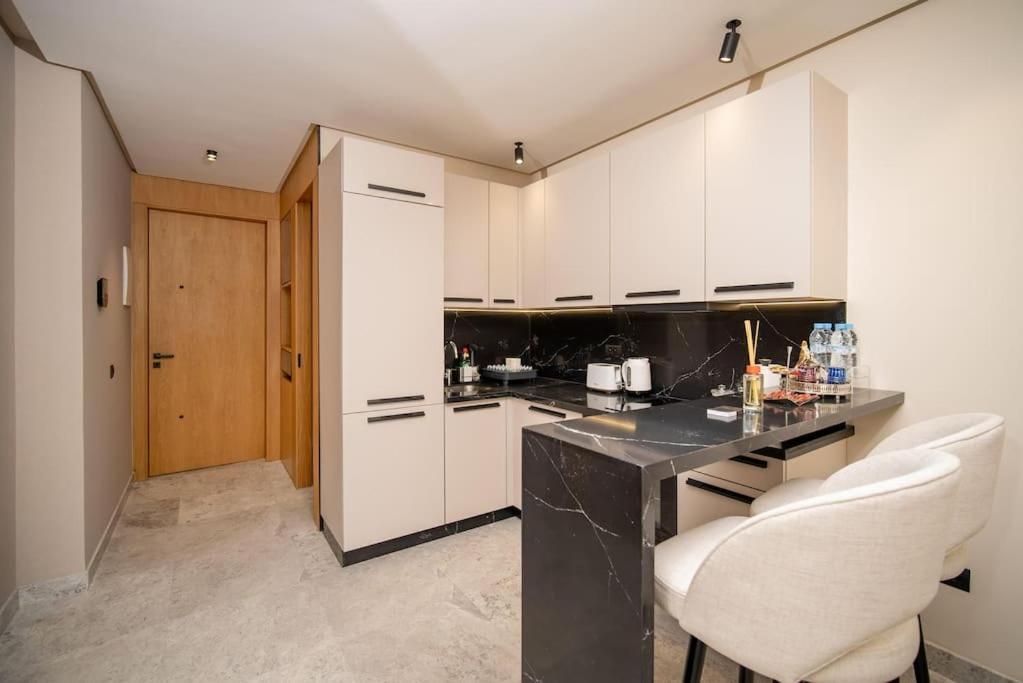 Studio Chic Avec Parking คาซาบลังกา ภายนอก รูปภาพ